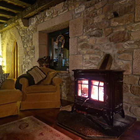 Hotel La Casona De Barrio, Alto Campoo Barrio  Екстериор снимка