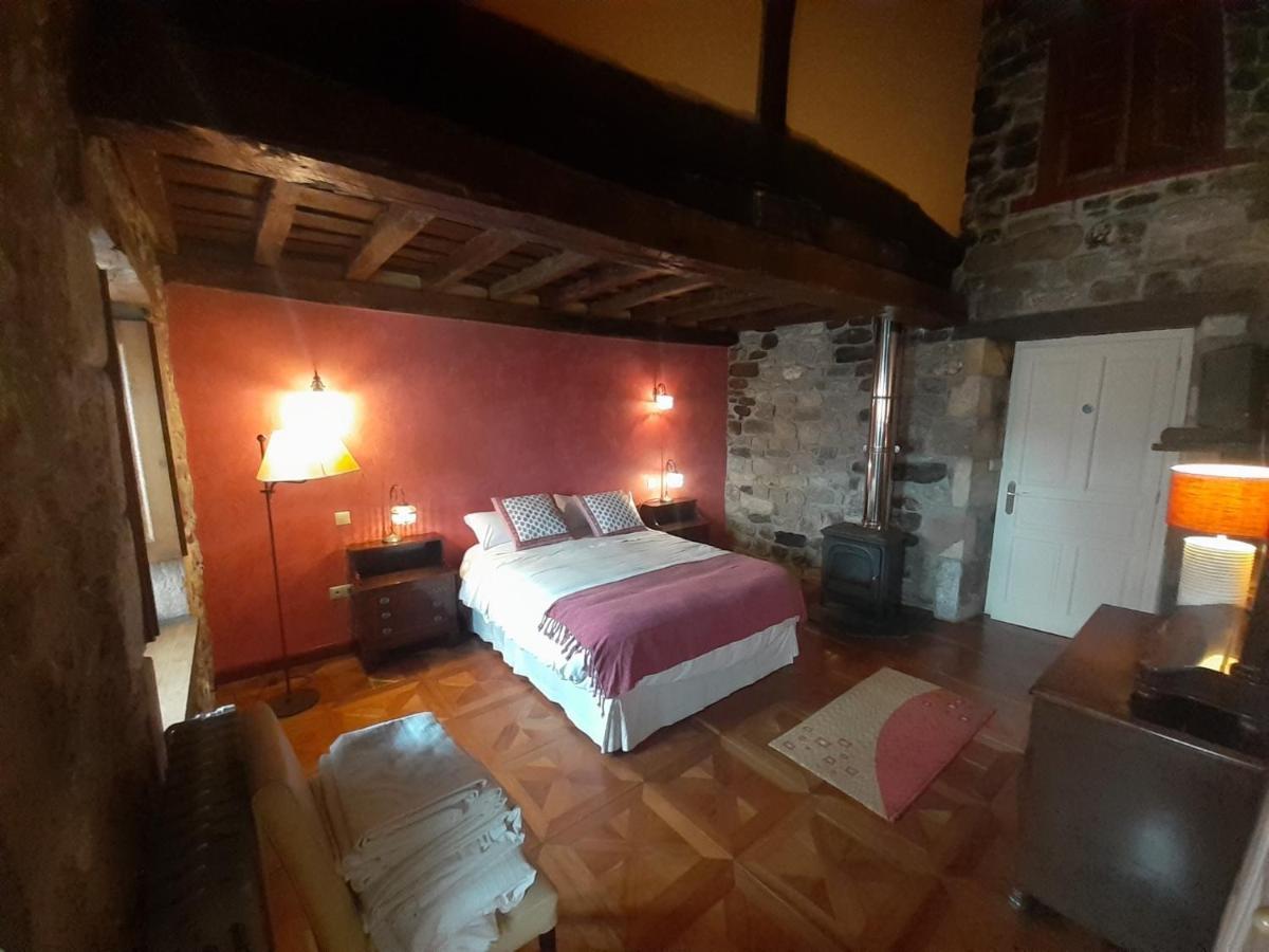 Hotel La Casona De Barrio, Alto Campoo Barrio  Екстериор снимка
