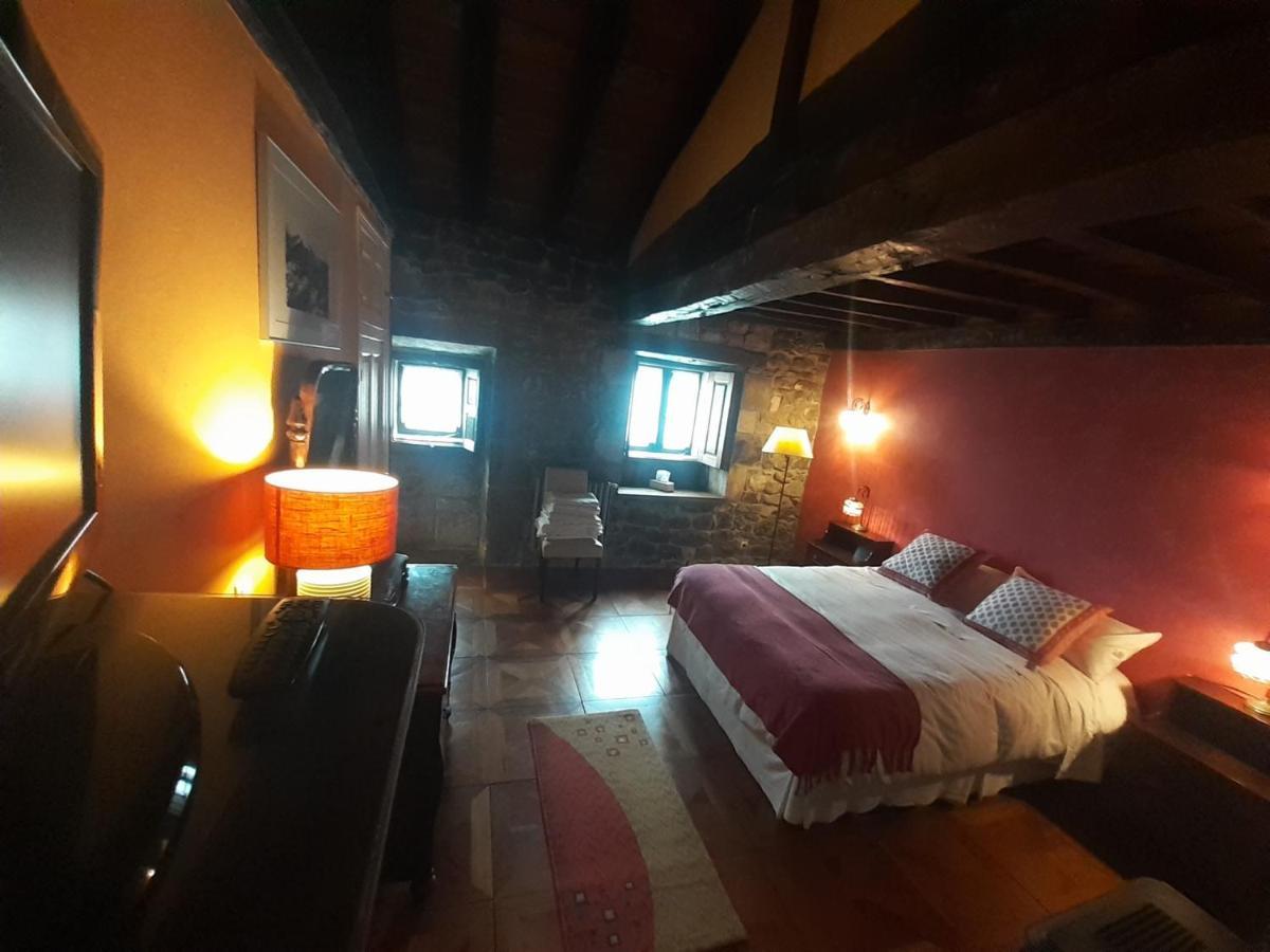 Hotel La Casona De Barrio, Alto Campoo Barrio  Екстериор снимка