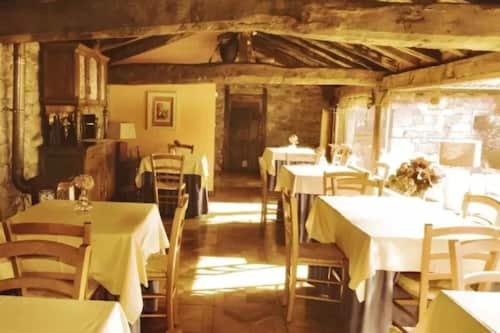 Hotel La Casona De Barrio, Alto Campoo Barrio  Екстериор снимка